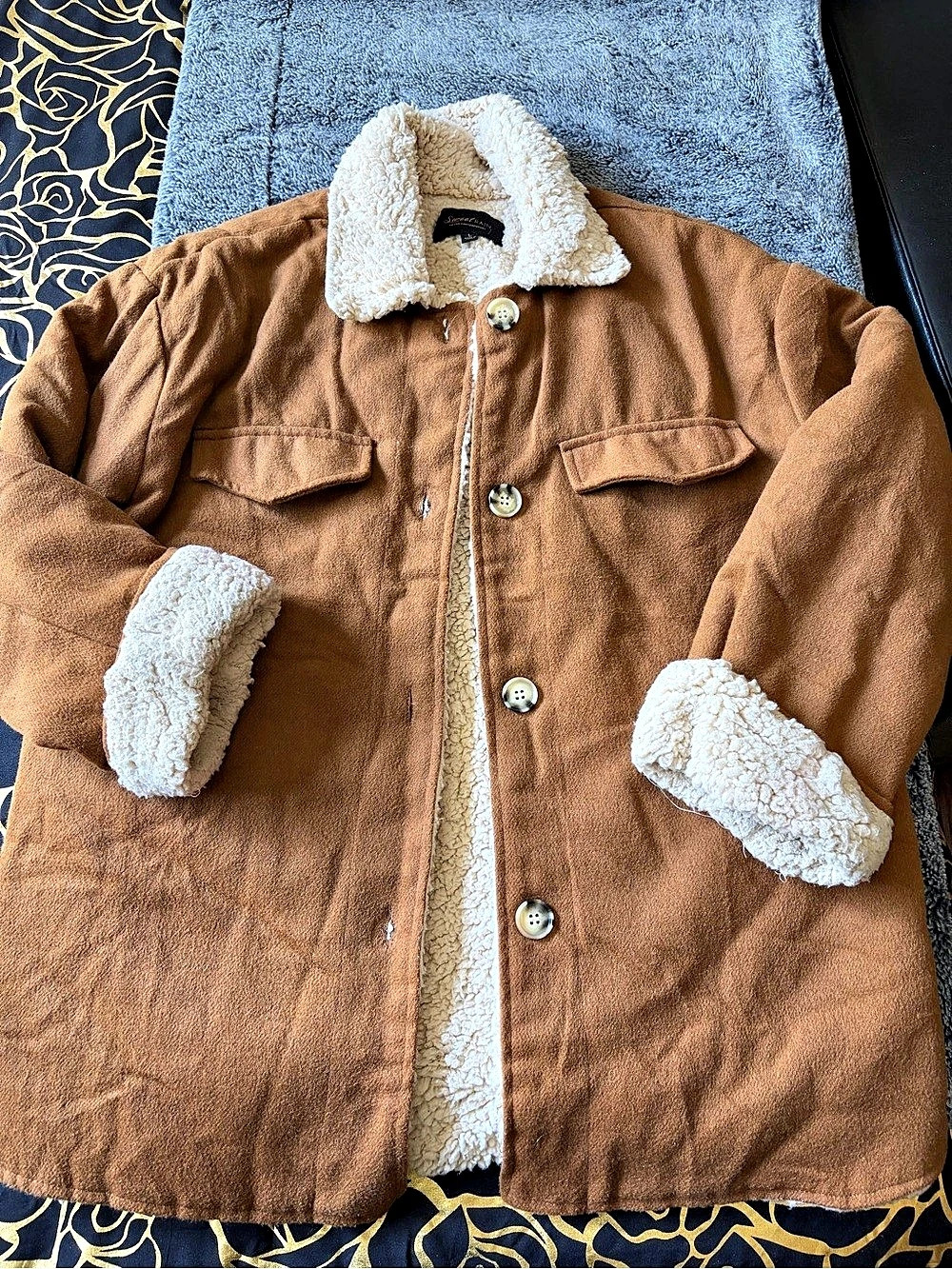 14 Sherpa-Lined Jacket in Brown & Cream Size Small